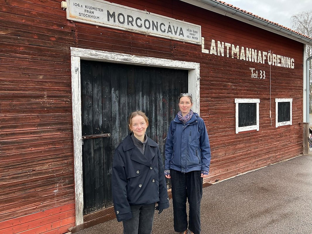 Hanna och Julia i Morgongåva