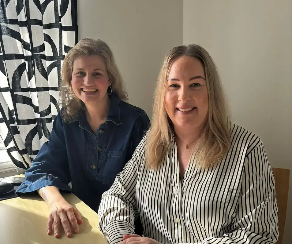Anna-Carin Sandin, familjebehandlare och Jenny Åkerholm, specialpedagog